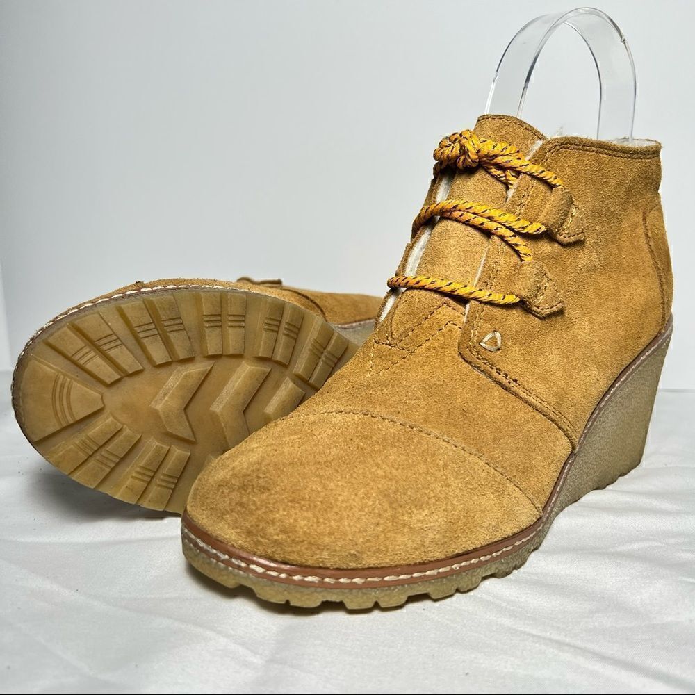 TOMS Desert Wedge Shearling Suede Heels in Wheat Tan‎ Womens 7.5